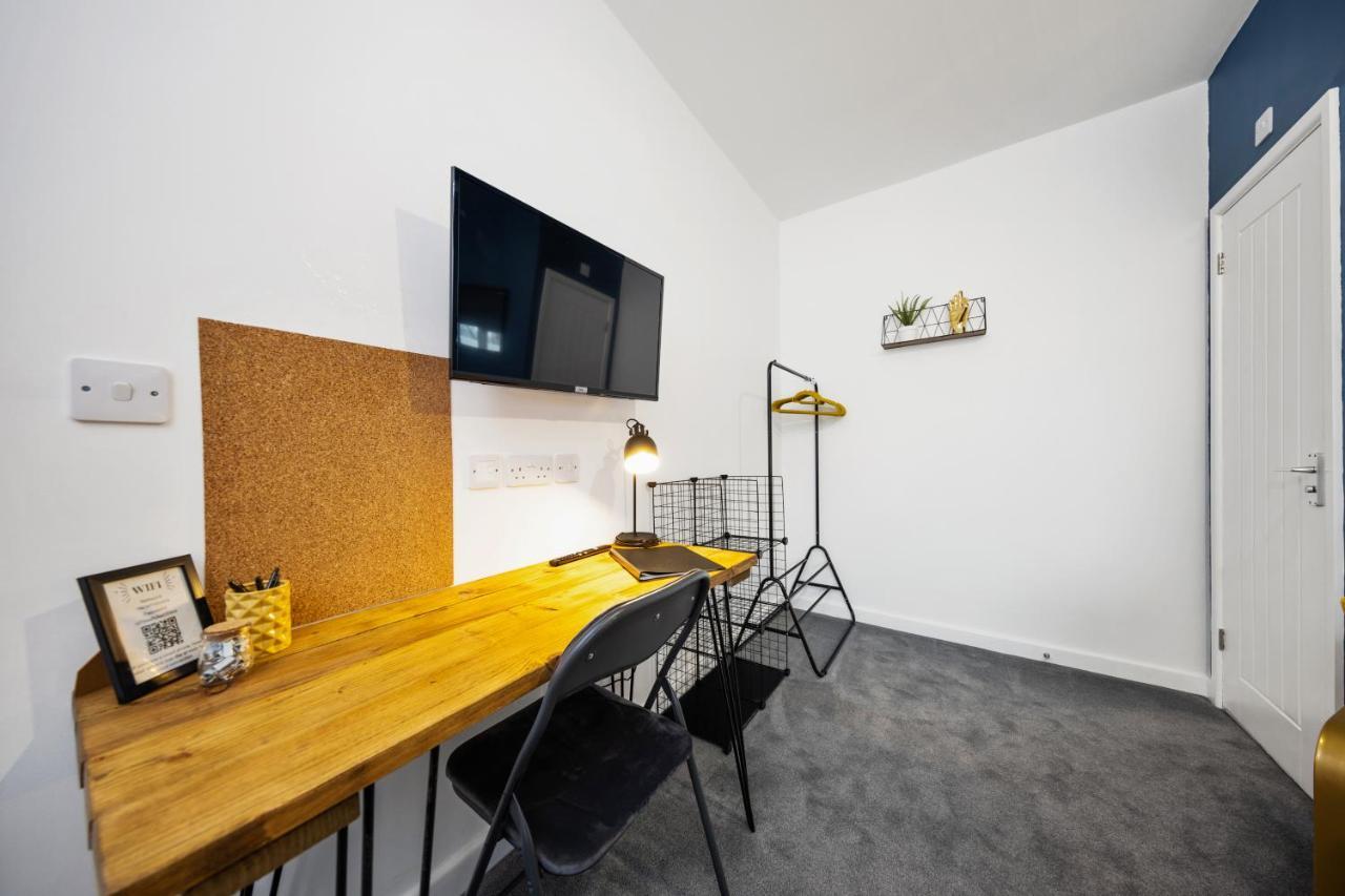 7 Bedroom House Ensuite Rooms, Fully Equipped Kitchen, Free Wifi, Tvs In All Rooms City Centre Close To A46 Inspire Homes Coventry Ngoại thất bức ảnh